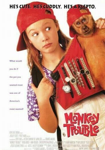 Постер фильма Неприятности с обезьянкой | Monkey Trouble