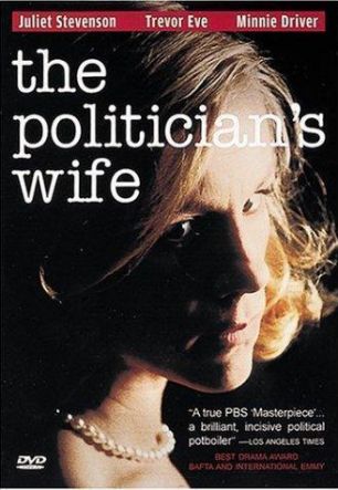 Жена политика