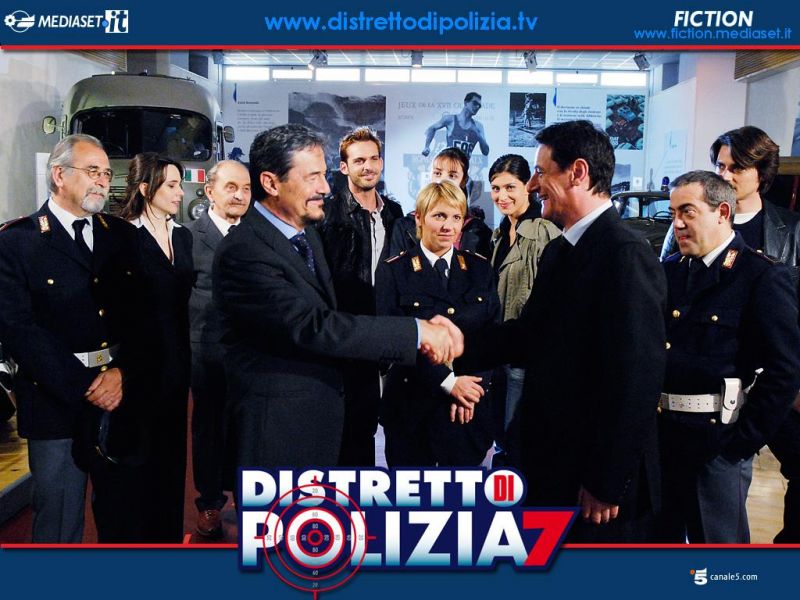 Фильм Полицейский участок | Distretto di polizia - лучшие обои для рабочего стола